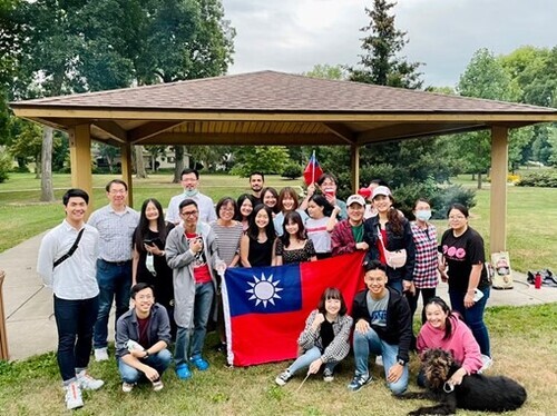 The students from Bsiness and Management Department of MCUT attended "Fall 2021NIU Taiwanese Student Welcome Party" at NIU Annies Woods Park