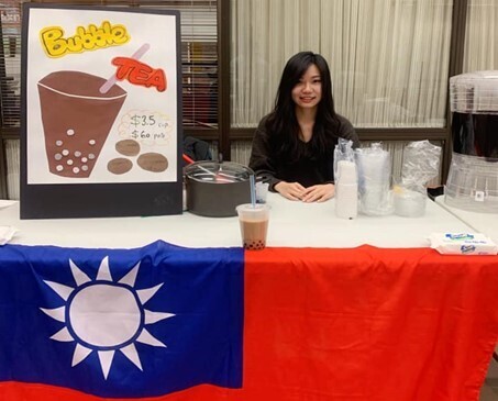 The student from Bussiness and Management Department of MCUT attended "NIU Taiwanese Student Association Fundraising" at NIU Founders Memorial Library